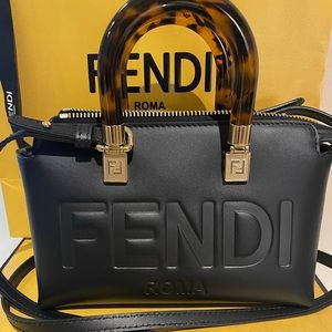 Fendi By the Way Mini - 
Small black leather Boston bag